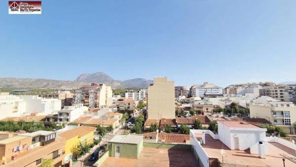 Penthouse na sprzedaż w  Pueblo Poniente, Benidorm photo 1