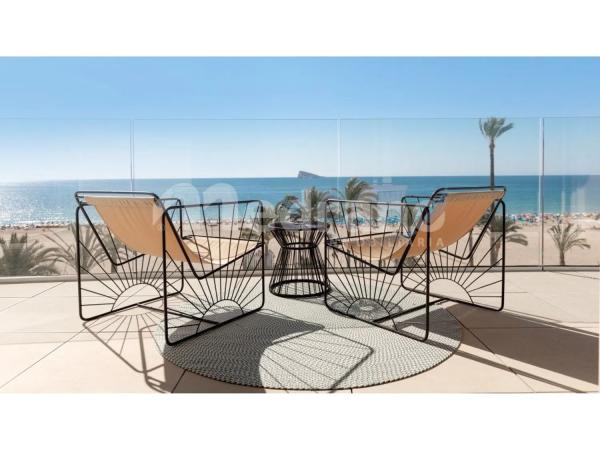 Piso en venta en Playa de Poniente, Benidorm photo 1