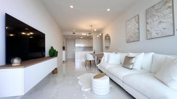 Продажа квартиры в  Avenida de Benissa, Бенидорм photo 2