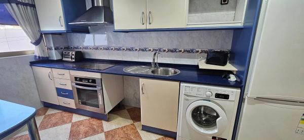 Penthouse for sale in  Calle de la Nucia, 6 ----1, Benidorm photo 3
