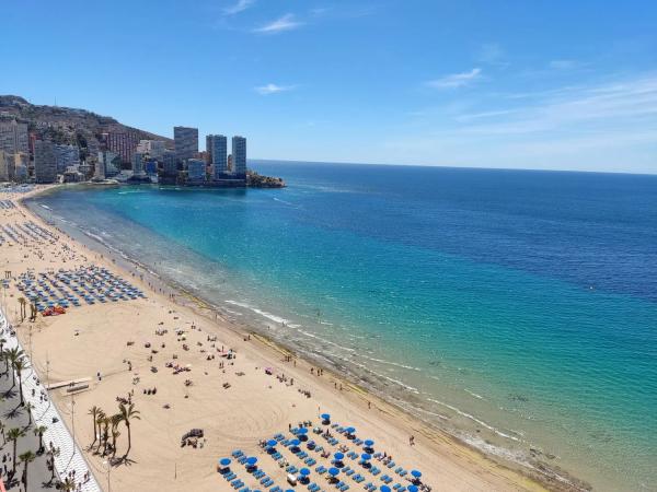 Apartment for sale in  Avenida de Madrid, Benidorm photo 2