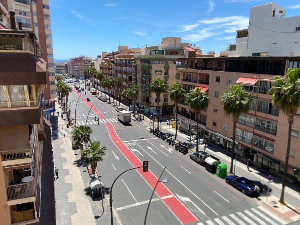 Mieszkanie na sprzedaż w Calle de Sella, Benidorm photo 1