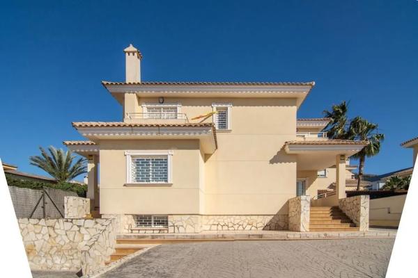 Detached villa for sale in Barrio Zona Sierra Helada, Benidorm photo 1