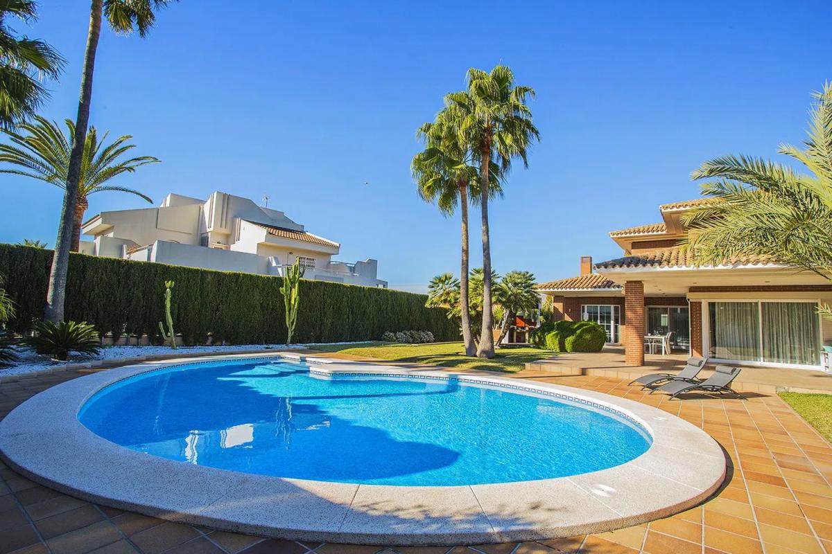 Venta de chalet independiente en Barrio Zona Sierra Helada, Benidorm
 photo 2