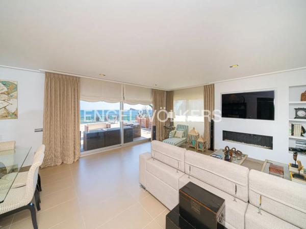 Chalet independiente en venta en  Calle Oviedo, 28, Benidorm photo 4