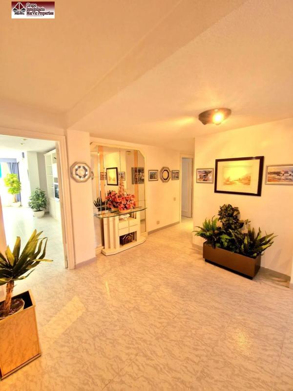 Sale of apartment in Barrio Zona Sierra Helada, Benidorm
photo 3