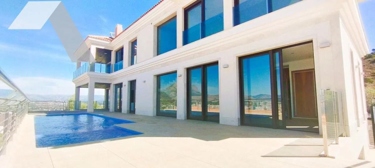 Sprzedaż niezależnego domku jednorodzinnego w Barrio Zona Sierra Helada, Benidorm photo 2