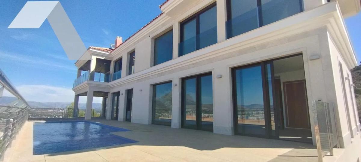 Sprzedaż niezależnego domku jednorodzinnego w Barrio Zona Sierra Helada, Benidorm photo 5