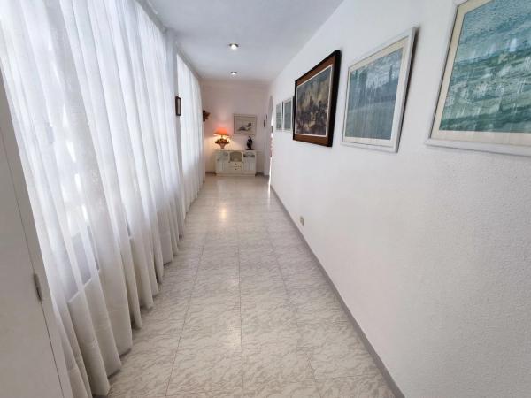 Apartment for sale in  Avenida de Madrid, 37, Benidorm photo 3