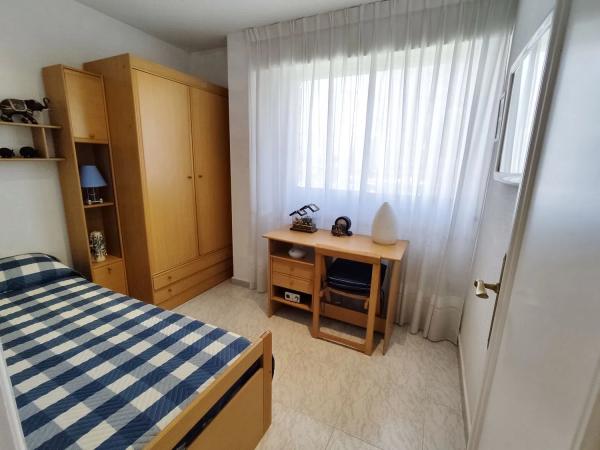 Apartment for sale in  Avenida de Madrid, 37, Benidorm photo 4
