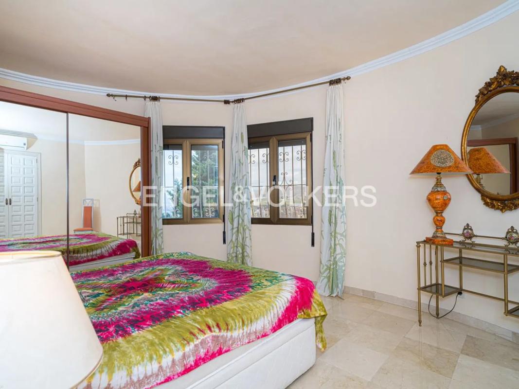 Sprzedaż niezależnego domku jednorodzinnego w  Calle Japón, 6, Benidorm photo 4
