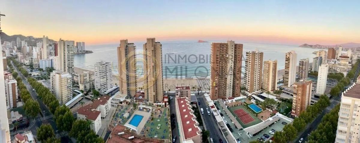 Penthouse sale in Avenida del Mediterráneo, Benidorm photo 1