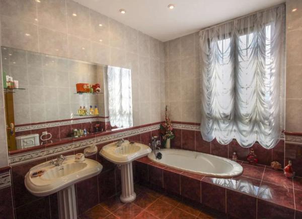 Chalet independiente en venta en  Barrio Zona Sierra Helada, Benidorm photo 3