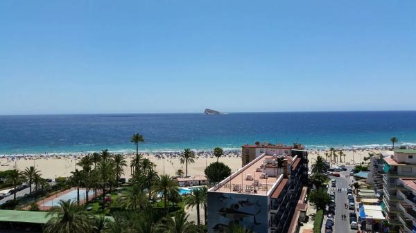 Piso en venta en  Avenida de Mont Benidorm, 11, Benidorm photo 1