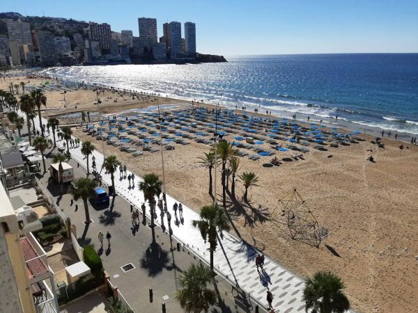 Piso en venta en  Playa de Levante, Benidorm photo 4