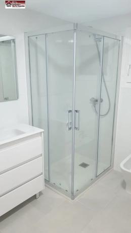 Piso en venta en Playa de Levante, Benidorm thumbnail 3