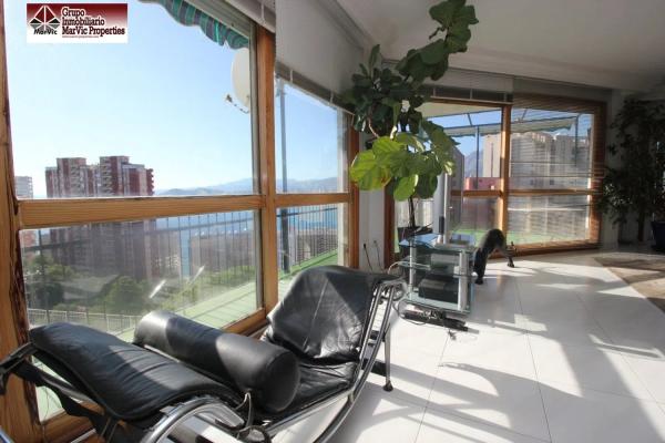 Chalet independiente en venta en  Barrio Zona Sierra Helada, Benidorm photo 2