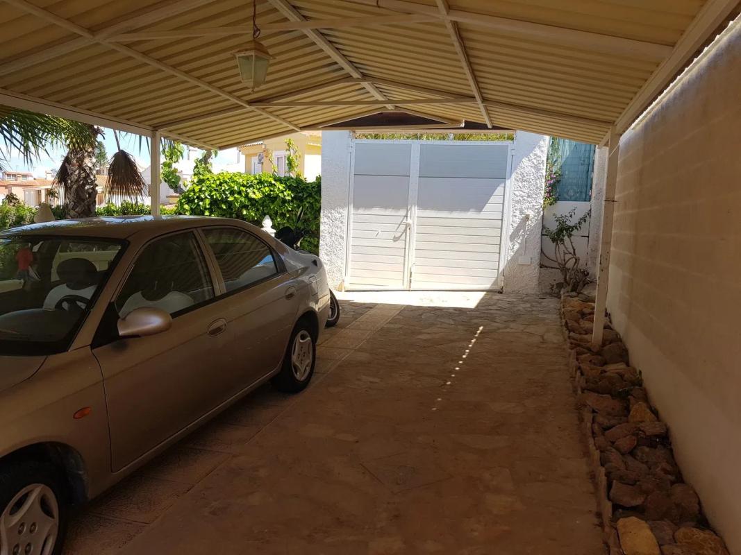 Venta de chalet independiente en Barrio Zona Sierra Helada, Benidorm
photo 3