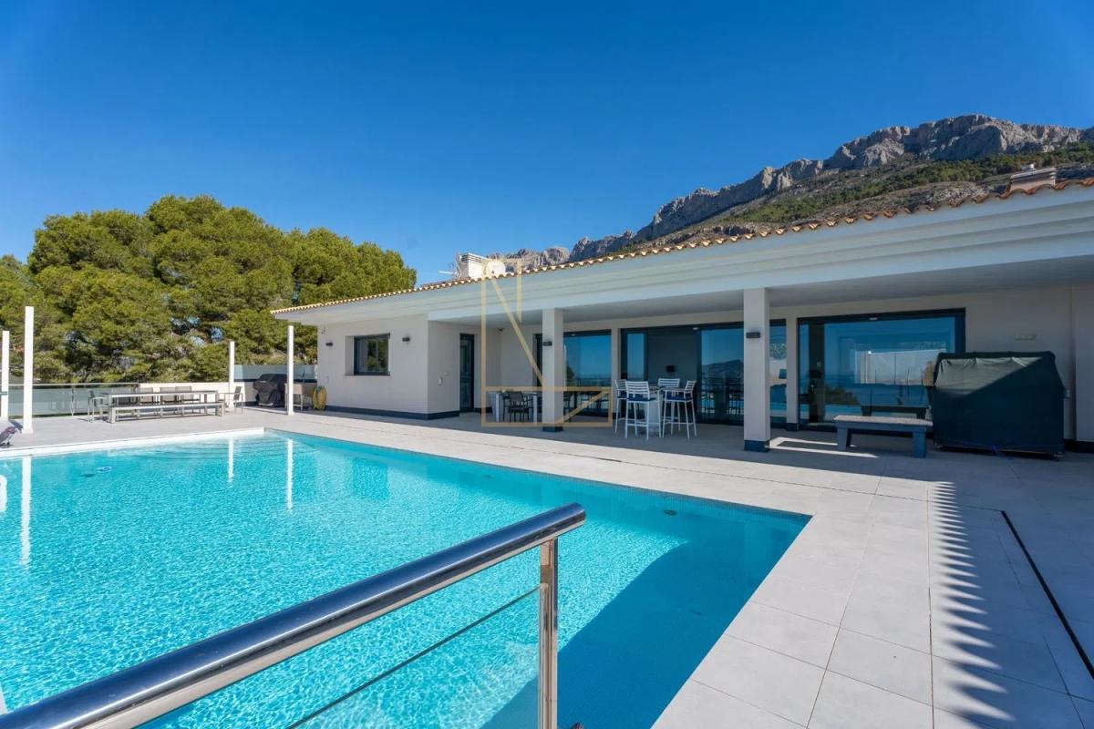 Продажа отдельного шале в Altea la Vella, Алтея photo 1