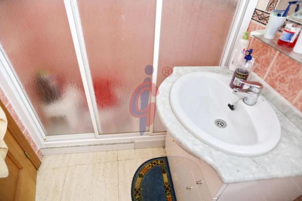 Piso en venta en  Calle Baleares, 8, Guardamar del Segura photo 4