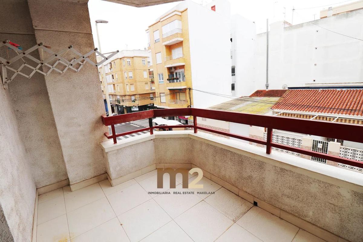 Venta de piso en Avenida del Mediterrani, Guardamar del Segura
 photo 2