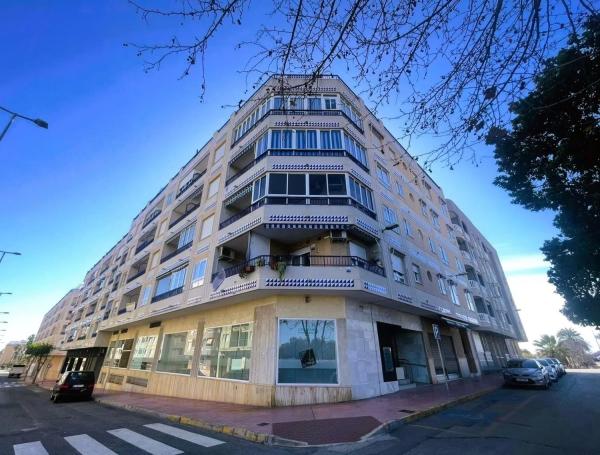 Piso en venta en  Calle Era de Madaleneta, Guardamar del Segura photo 1