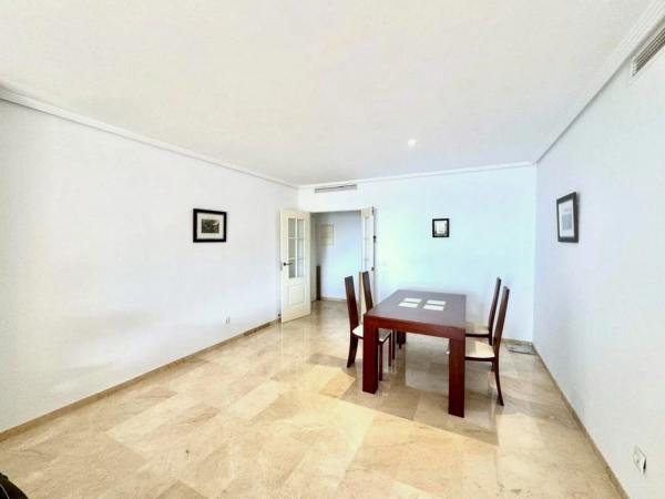 Apartment for sale in Calle Pagell Mascarat, Altea thumbnail 2