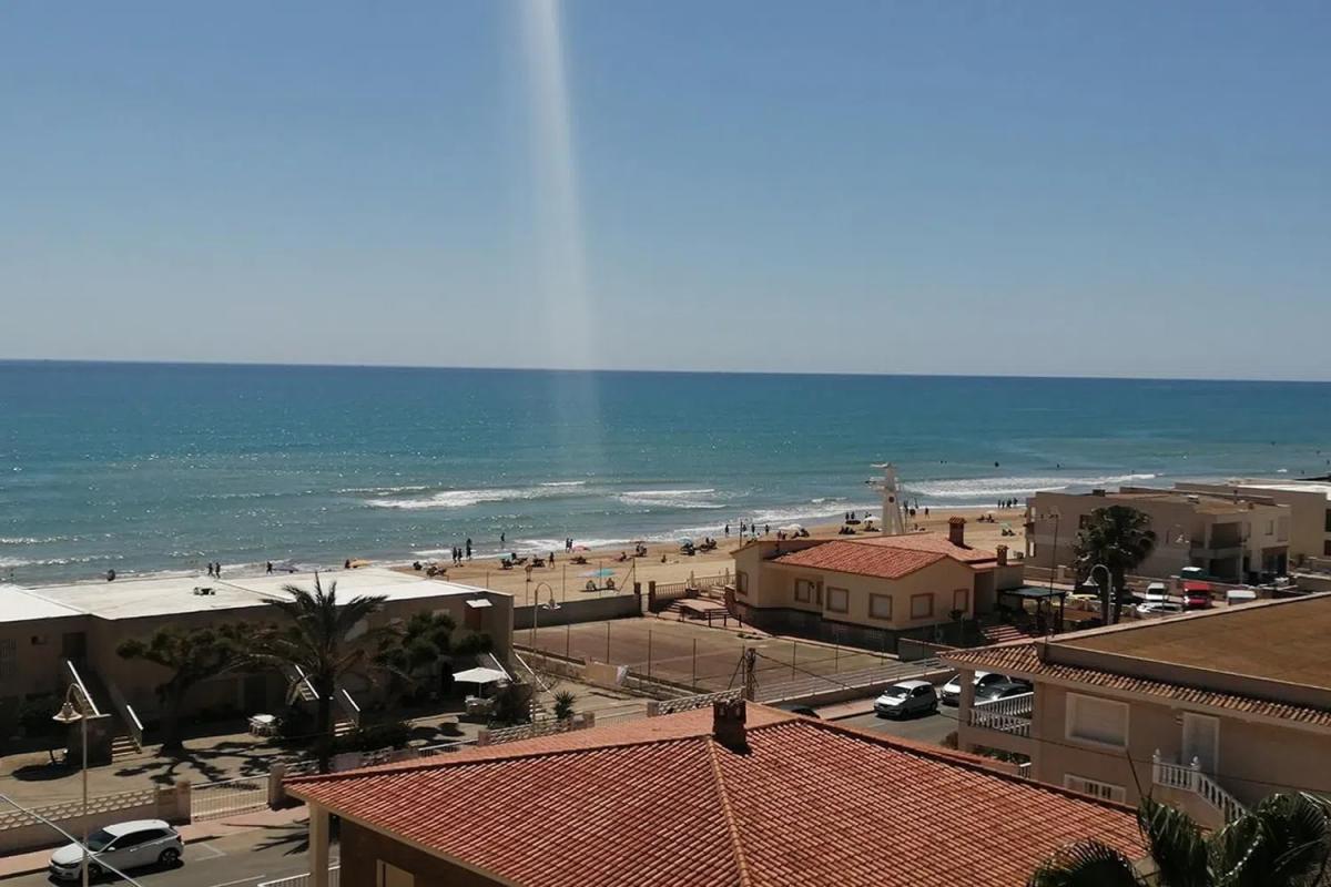 Sprzedaż mieszkania w Guardamar Playa, Guardamar del Segura
photo 1