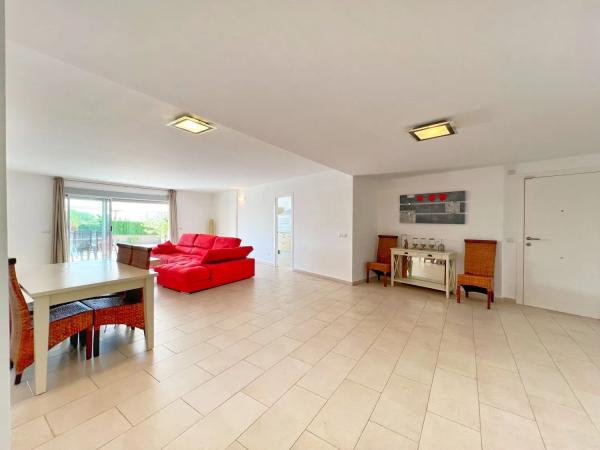 Apartment for sale in  Zona de Mascarat, Altea photo 4