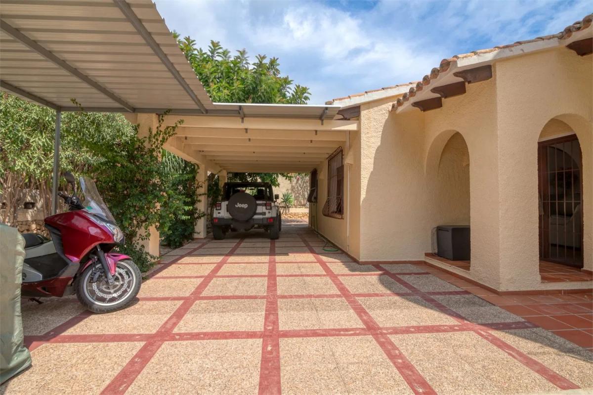 Sprzedaż niezależnego domku jednorodzinnego w  Calle el Llidoner, 19, Altea photo 3