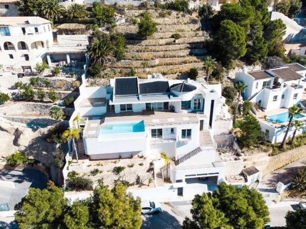 Chalet independiente en venta en Calle Costa Esmeralda, 23, Altea thumbnail 1