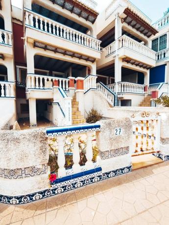 Detached villa for sale in Calle Alemania, Guardamar del Segura photo 1