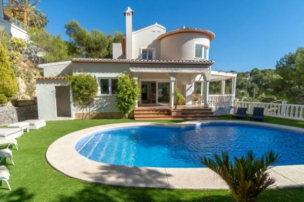 Independent chalet for sale in Altea la Vella, Altea
photo 1