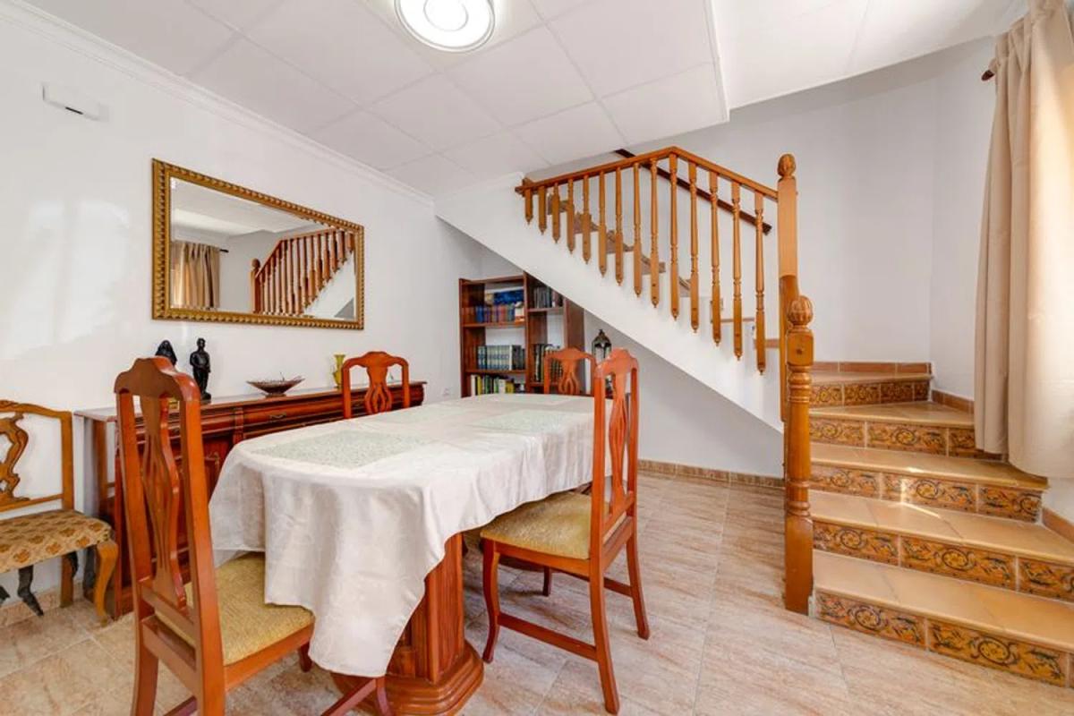 Venta de chalet independiente en Calle Sant Francesc, 15, Guardamar del Segura
photo 1