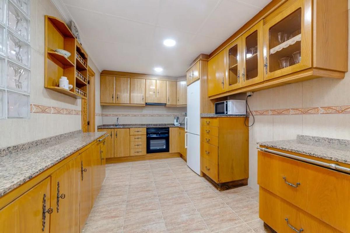 Venta de chalet independiente en Calle Sant Francesc, 15, Guardamar del Segura
photo 2