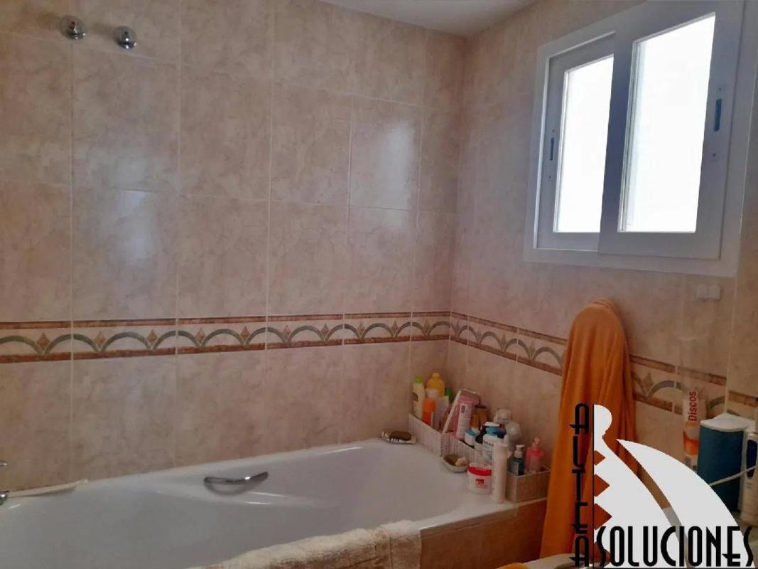 Продажа квартиры на Altea Pueblo, Алтея
 photo 3