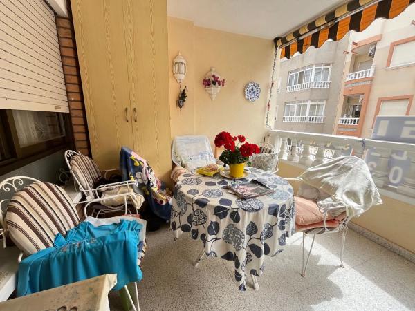 Mieszkanie na sprzedaż w Calle Cartagena, 4, Guardamar del Segura photo 1