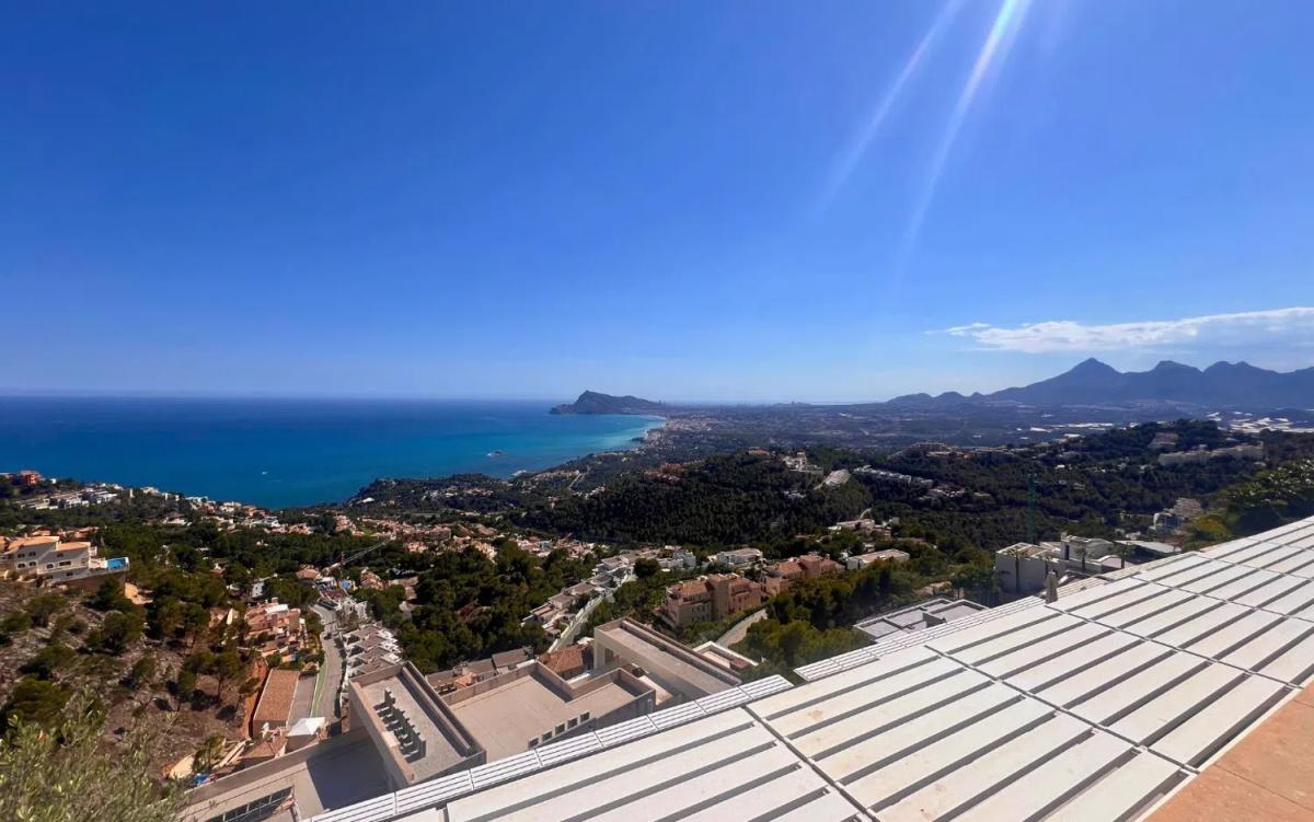 Venta de piso en Avenida Europa, Altea
photo 1