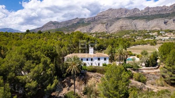 Independent chalet for sale in Altea la Vella, Altea
thumbnail 2
