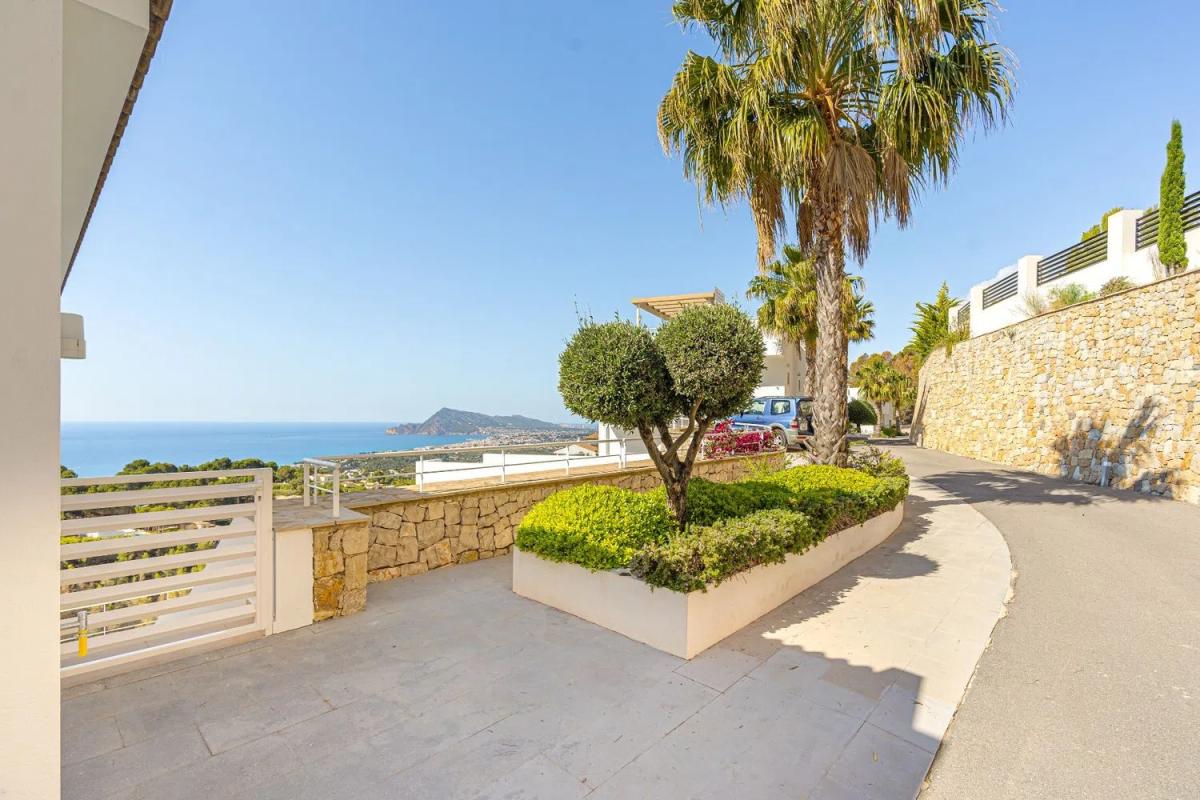 Продажа отдельного шале в  Altea la Vella, Алтея photo 2