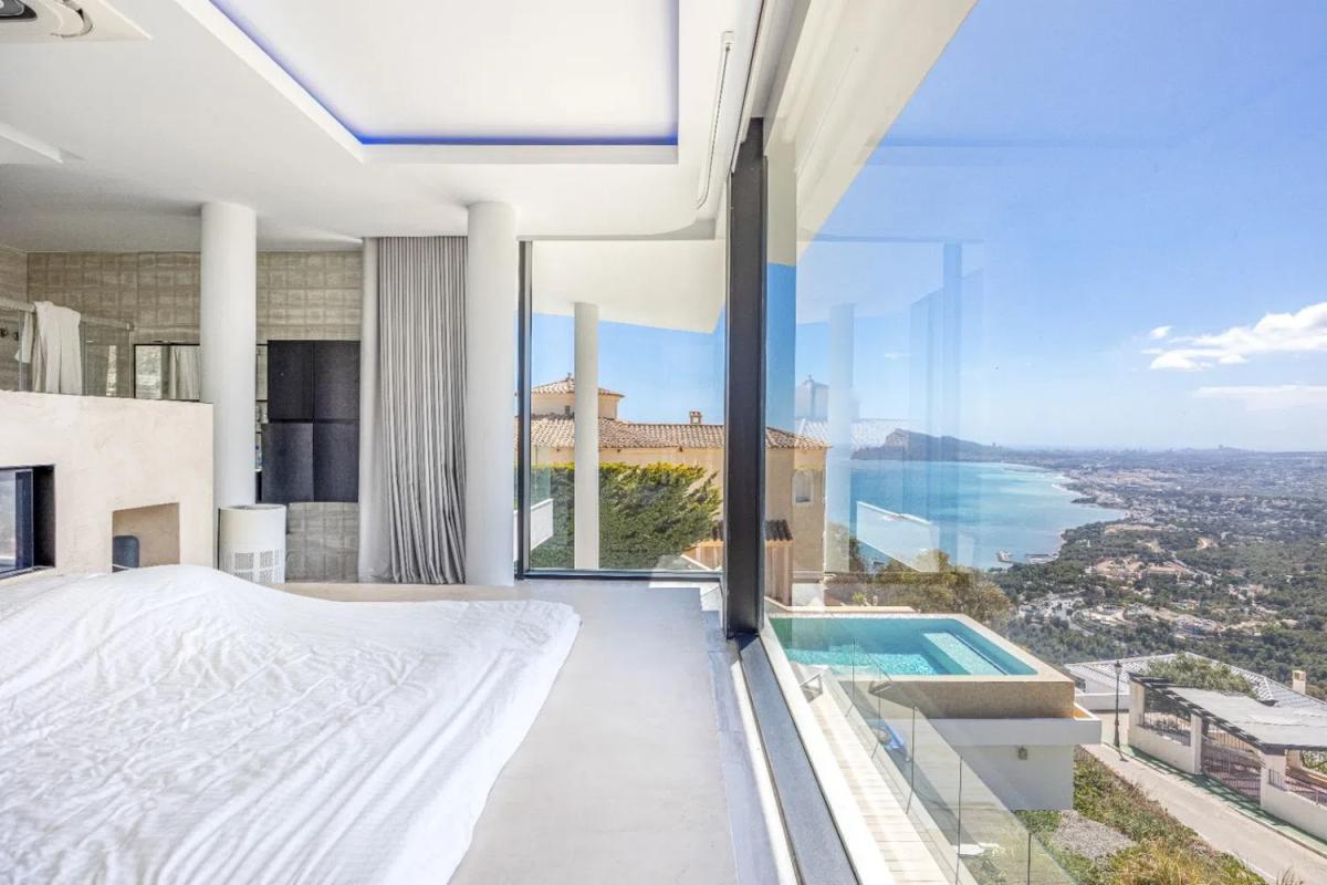 Sale of independent chalet in Avenida Europa, Altea
photo 3