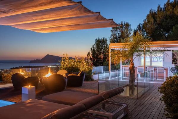 Detached villa for sale in  Calle Canna, Altea photo 1