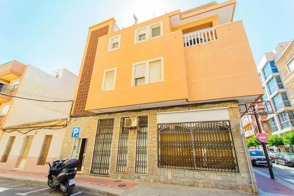 Venta de piso en Zona Pueblo, Guardamar del Segura
photo 1