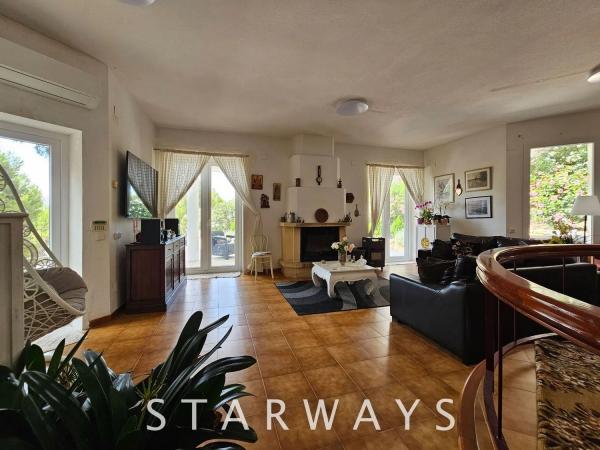 Chalet independiente en venta en Altea la Vella, Altea
thumbnail 3