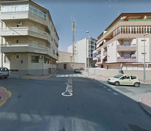 Venta de piso en Calle Riu Segura, Guardamar del Segura
photo 1