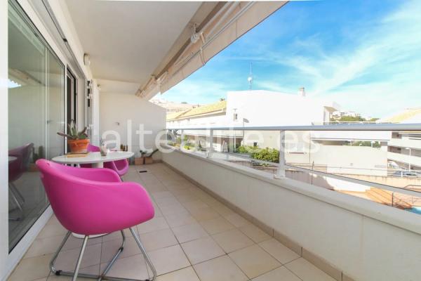 Duplex en venta en Calle de la Trona, Altea thumbnail 1