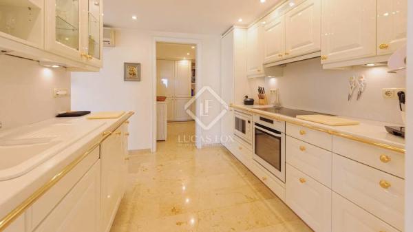 Apartment for sale in  Avenida Altea Hills, Altea photo 4