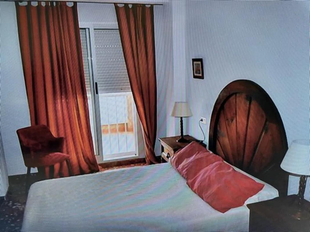 Sale of independent chalet in Avenida de la libertad 89, Guardamar del Segura
photo 5