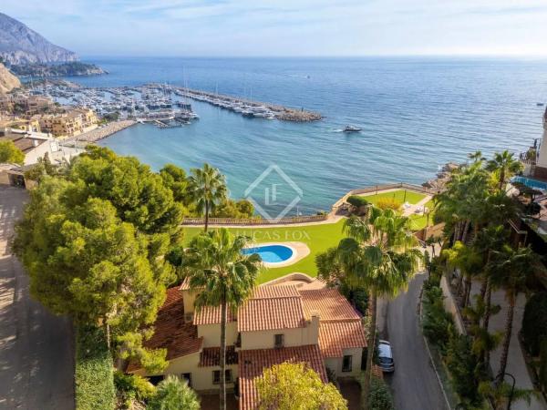 Detached villa for sale in  Campomanes, Altea photo 1