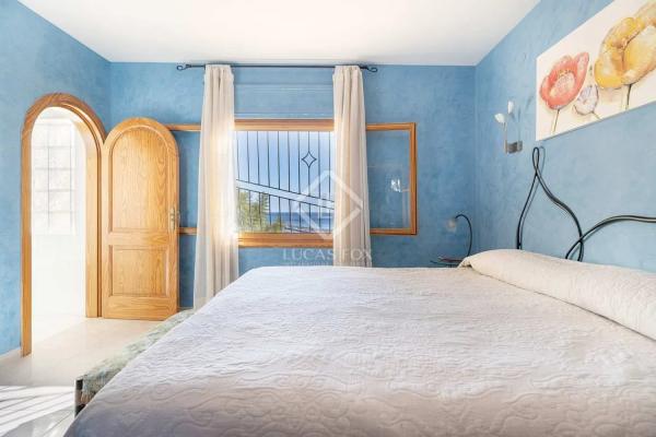 Detached villa for sale in  Campomanes, Altea photo 3